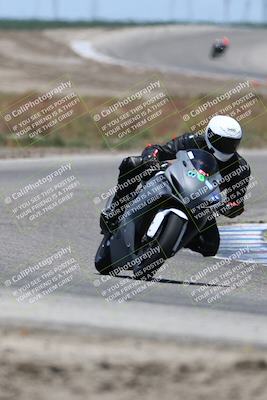 media/May-25-2025-Lets Ride (Sun) [[0ff033e448]]/B Group/1220pm (Riverside)/